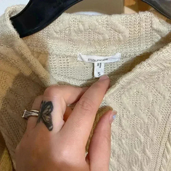 Maurices sweater with look of shirt underneath, plaid/tan size small - Picture 3 of 9